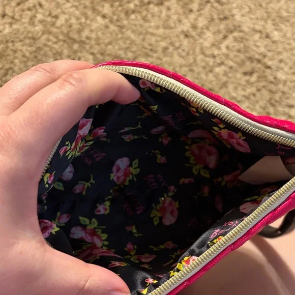 Betsey Johnson Fuchsia and Black Quilted Wristlet - Picture 3 of 4